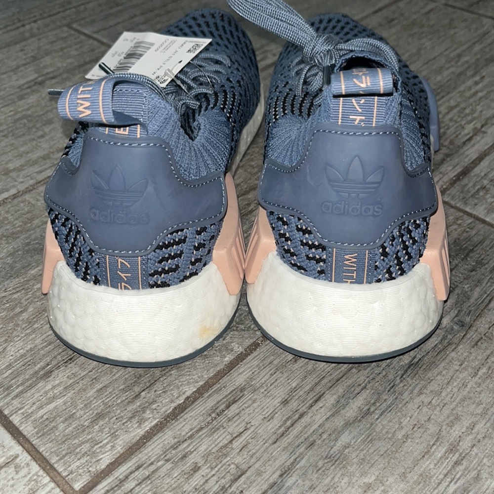 NMD - Picture 3 of 4